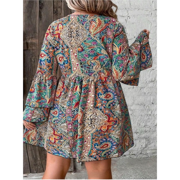 Paisley Print Boho Dress - Picture 4 of 12